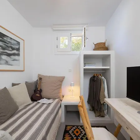 Argana Sleeps 5 Plaka With Private Pool Casa vacanze *
